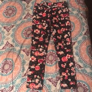 Jordache jegging’s size XL (14-16)
